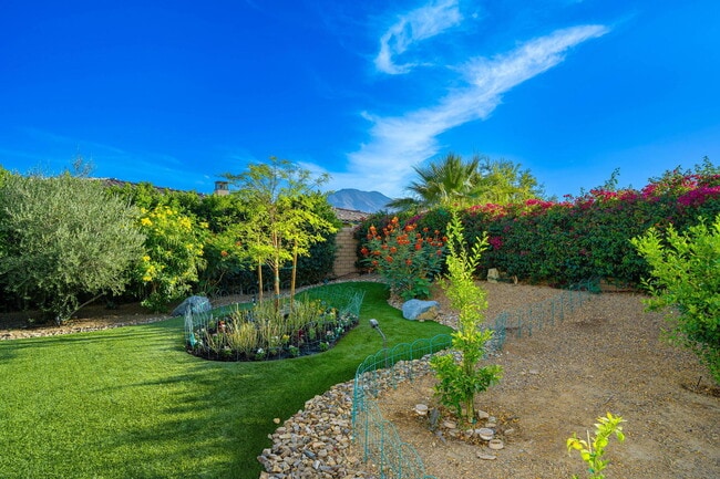 Building Photo - 81439 Merv Griffin Way