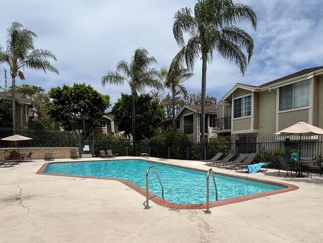 Building Photo - Inviting 1B/1BA Condo in Lemon Grove w/ Balcony, Reserved Parking & Community Pool/Spa!