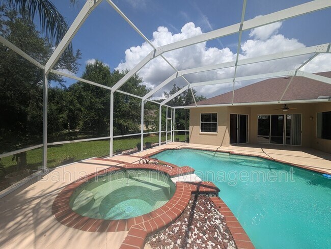 Building Photo - 10411 Riverburn Dr
