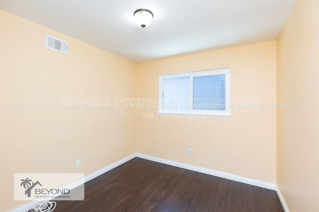 Building Photo - 6522 Cheames Way