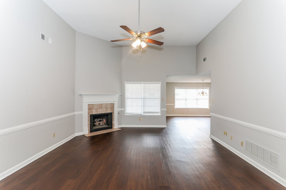 Building Photo - 7143 Emily Ln