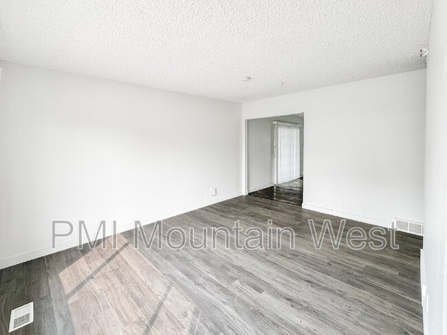 Building Photo - 4673 S 1300 E