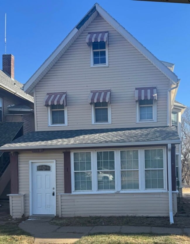 Building Photo - EVH Rentals (1113 Park Ave)