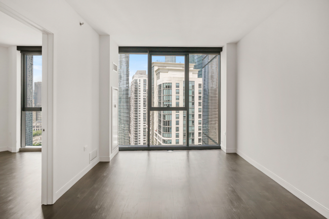 Building Photo - 445 E Waterside Dr