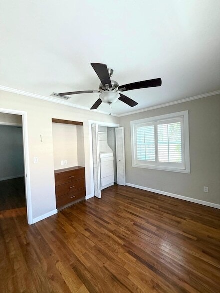 Building Photo - 1527 Mayo St