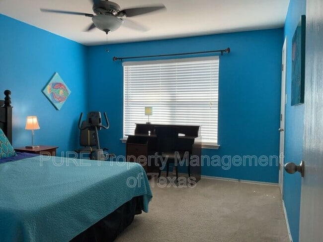 Building Photo - 108 Covey Ln