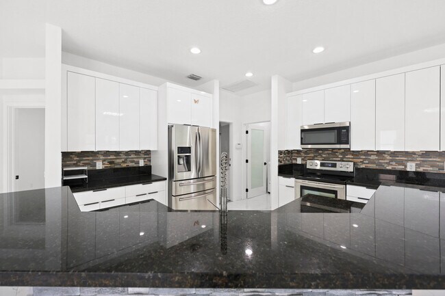 Building Photo - 1209 Olympic Cir