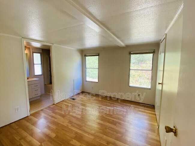 Building Photo - 3611 Shirleys Hill Rd