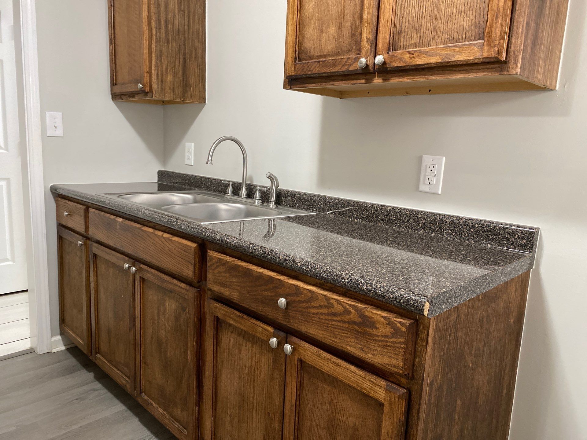 Building Photo - 77 Briarcliff Dr