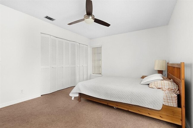 Building Photo - 712 E Flag Way