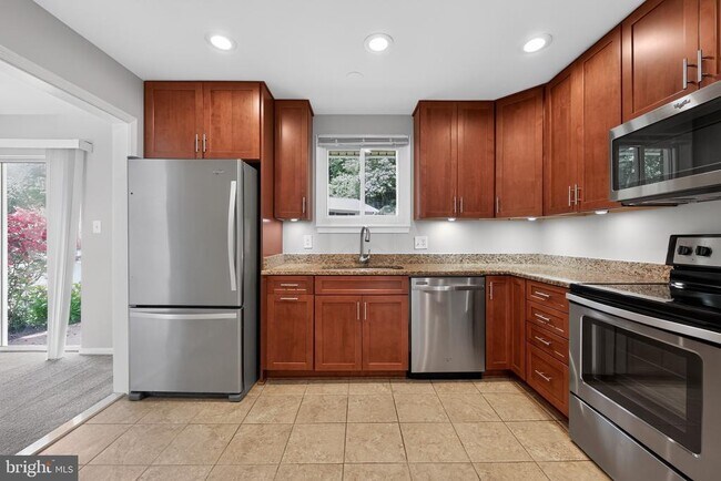 Building Photo - 4898 Wheatstone Dr