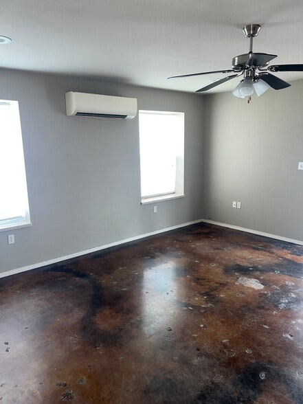 Building Photo - 8150 East 131st St S