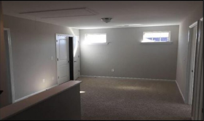 Building Photo - 222 Press Way