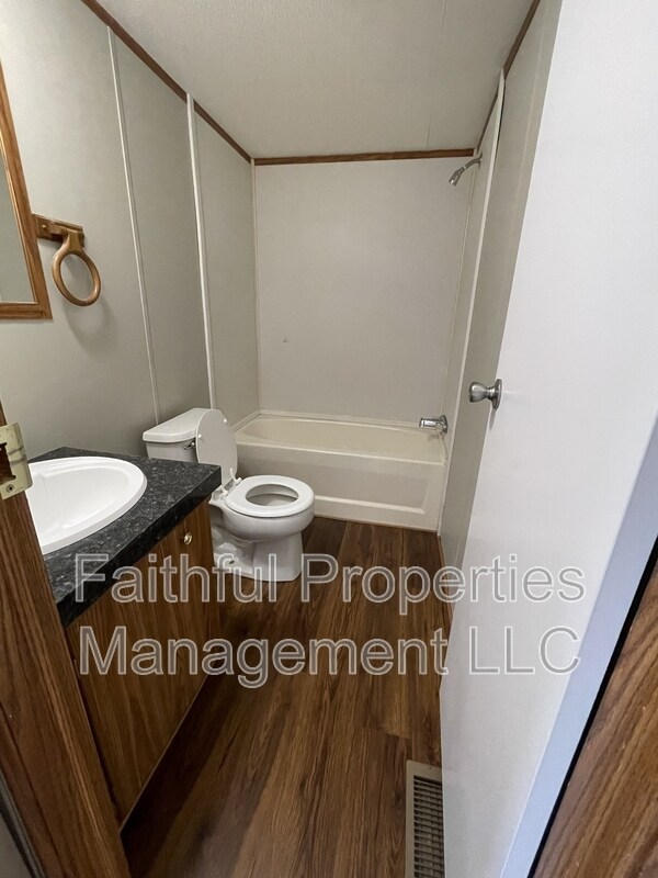 Building Photo - 19006 County Rd 4104