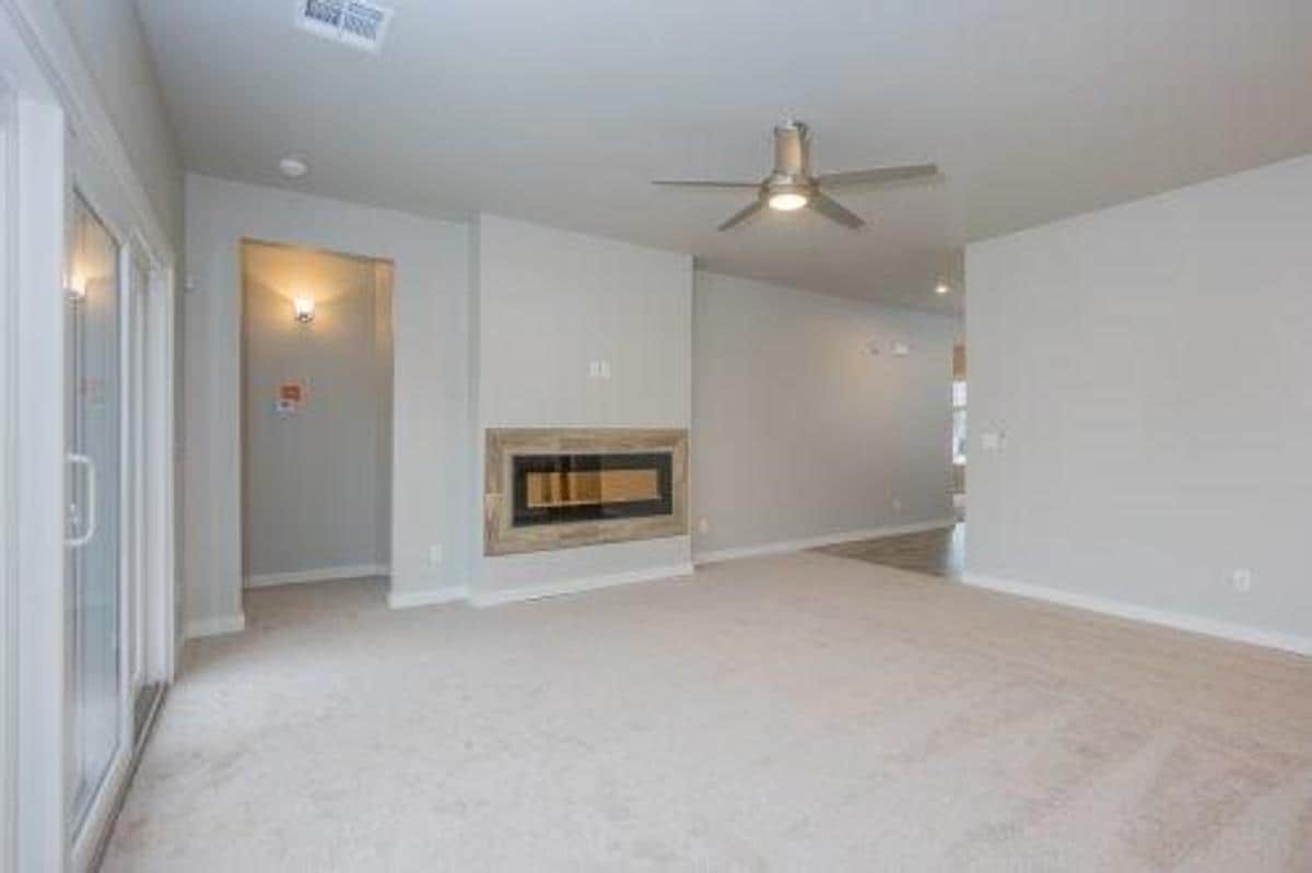 Building Photo - 512 NW 179th Cir