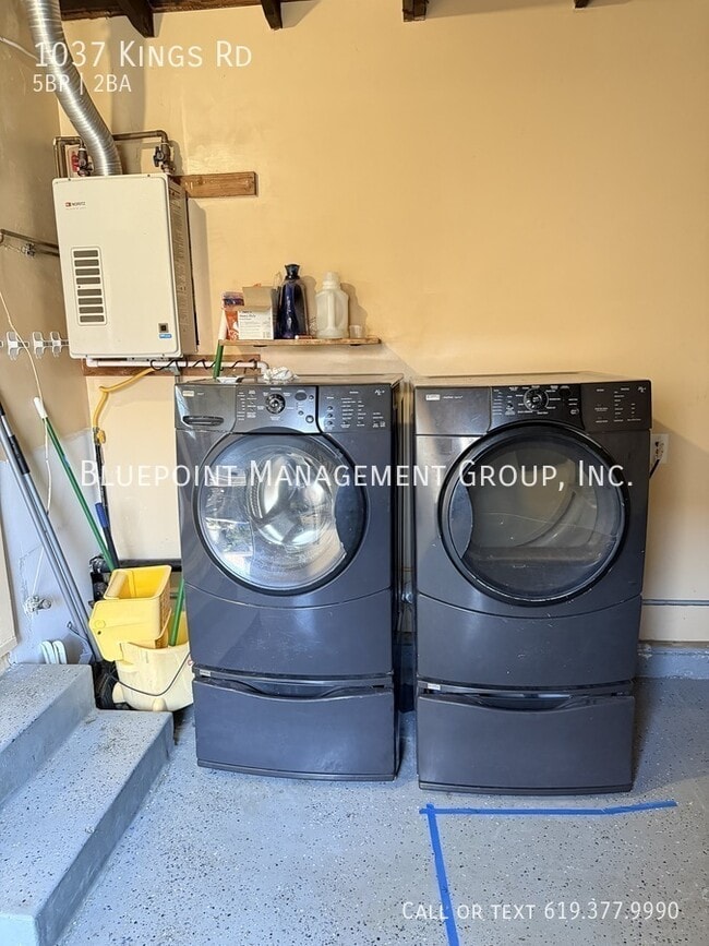 Building Photo - 1037 Kings Rd