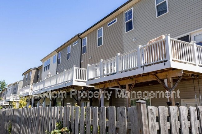 Building Photo - 9222 Dawkins Crest Cir