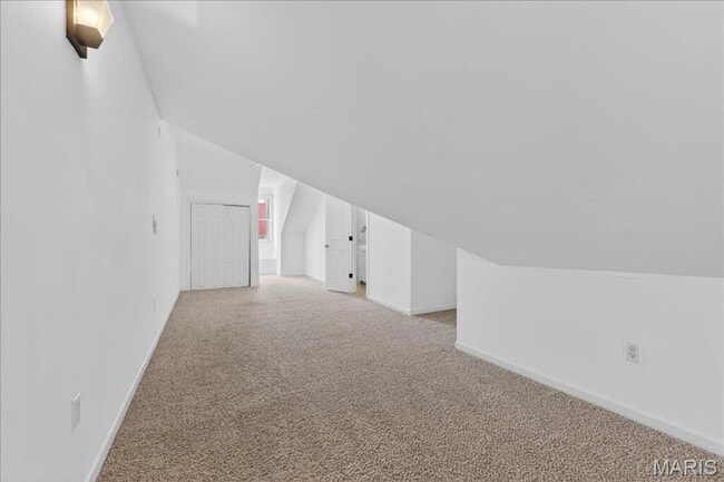 Building Photo - Benton Park home.