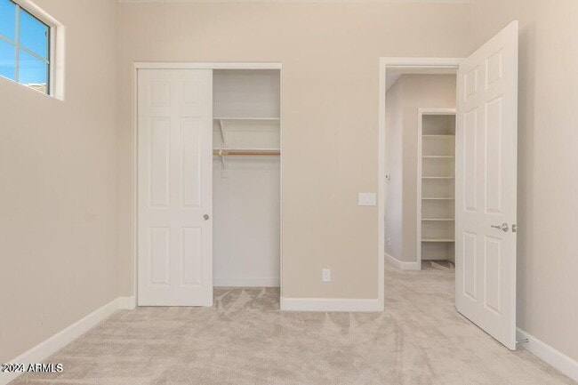 Building Photo - 13695 N 148th Dr