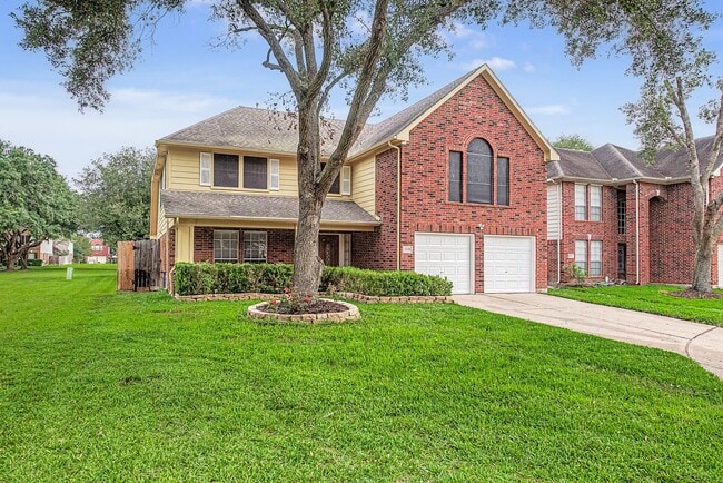 Building Photo - 2126 Highland Bay Ct