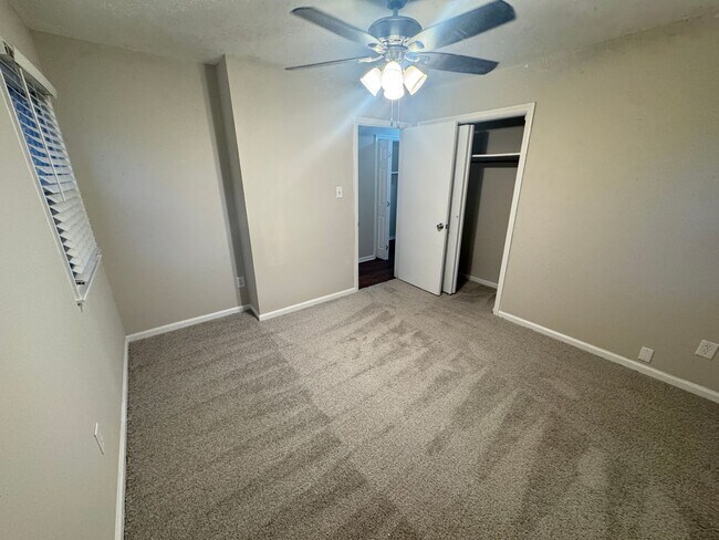 Building Photo - Caldwell Duplex