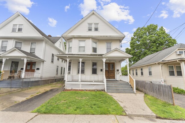 Primary Photo - 969 Wood Ave