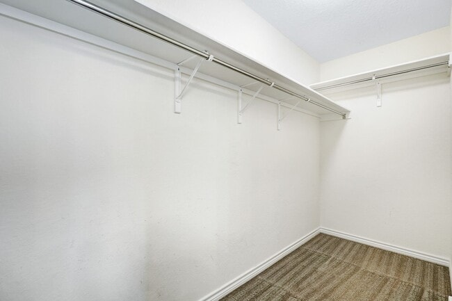 Building Photo - Elegant Two-Story Home with Spacious Loft and Private Green Belt Views