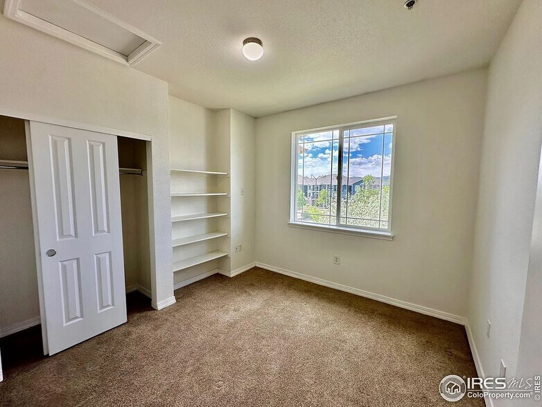 Building Photo - 2133 Krisron Rd