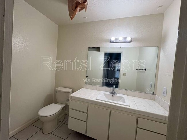 Building Photo - 1407 Madison Ct