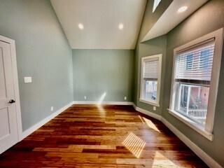 Building Photo - 1323 25th St