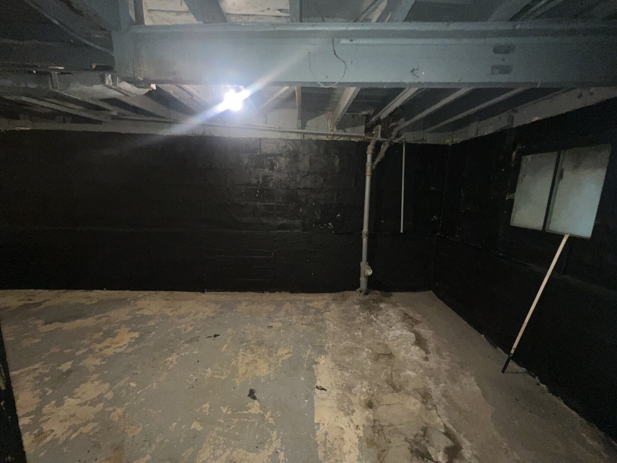 Building Photo - 9147 S Woodlawn Ave