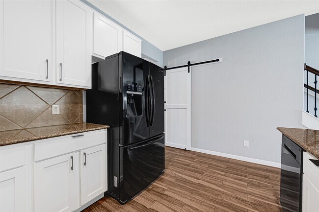 Building Photo - 29467 Iris Bloom Ct
