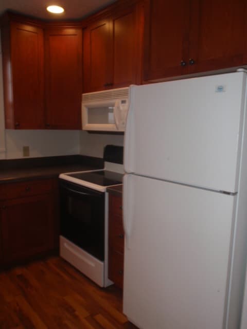 Building Photo - 1229 Van Buren St