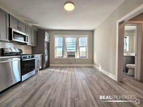 Building Photo - 0 bedroom in GLENCOE IL 60022