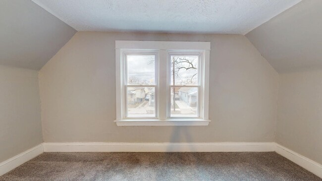 Building Photo - Stockyards Area - 2 Bedrooms - Single Fami...