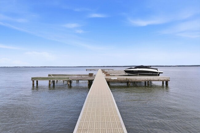 Building Photo - 43 Regency Pt