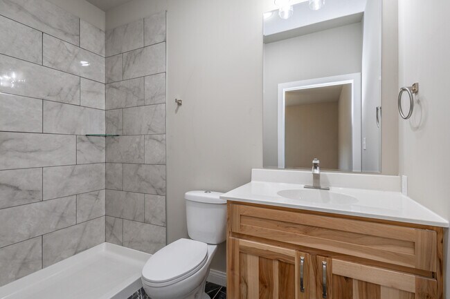 Building Photo - 5416 Heath Ct