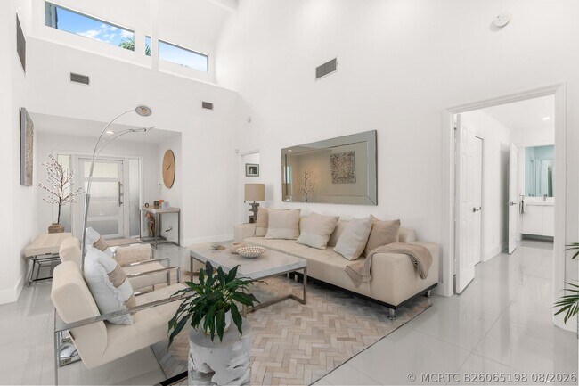 Building Photo - 23246 L'Ermitage Cir