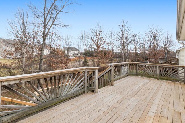 Building Photo - 359 Montgomery Cir