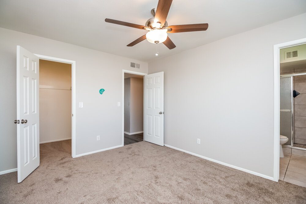 Building Photo - 736 W El Prado Rd