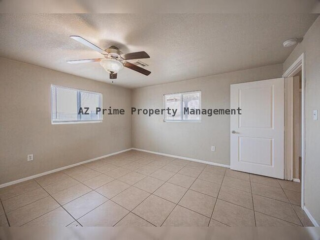 Building Photo - 2062 E Nancy Ln