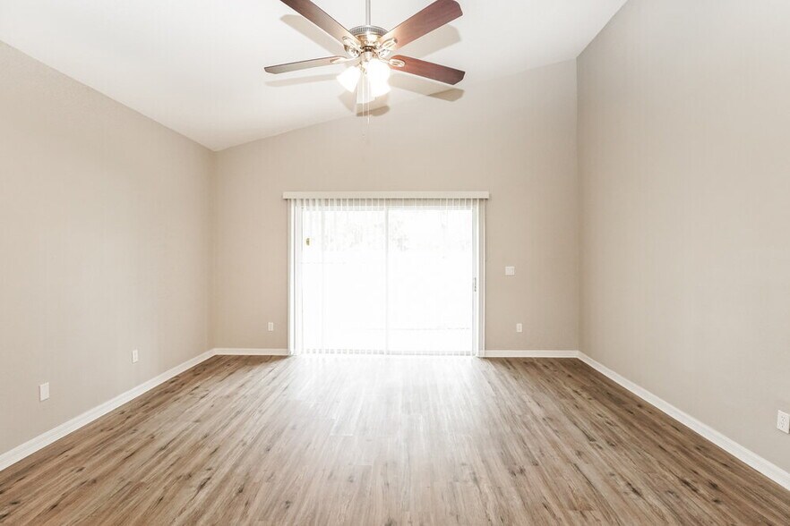 Building Photo - 4360 Spring Blossom Dr