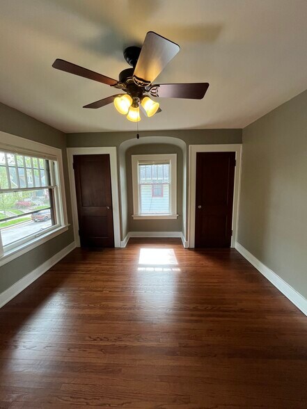 Building Photo - 747 Thieme Dr