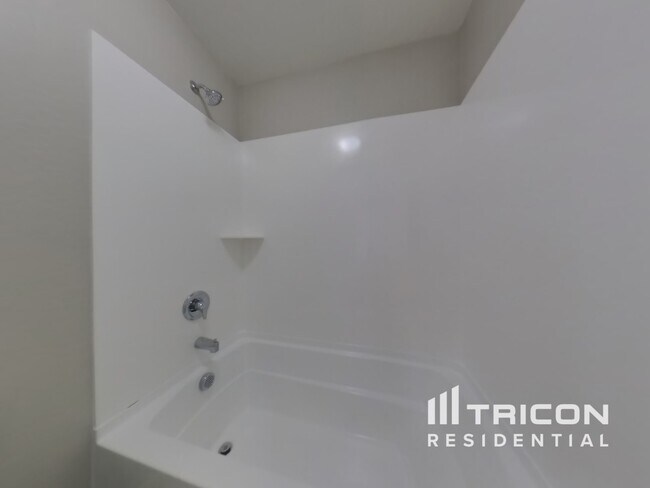 Building Photo - 12570 W Mazatzal Dr