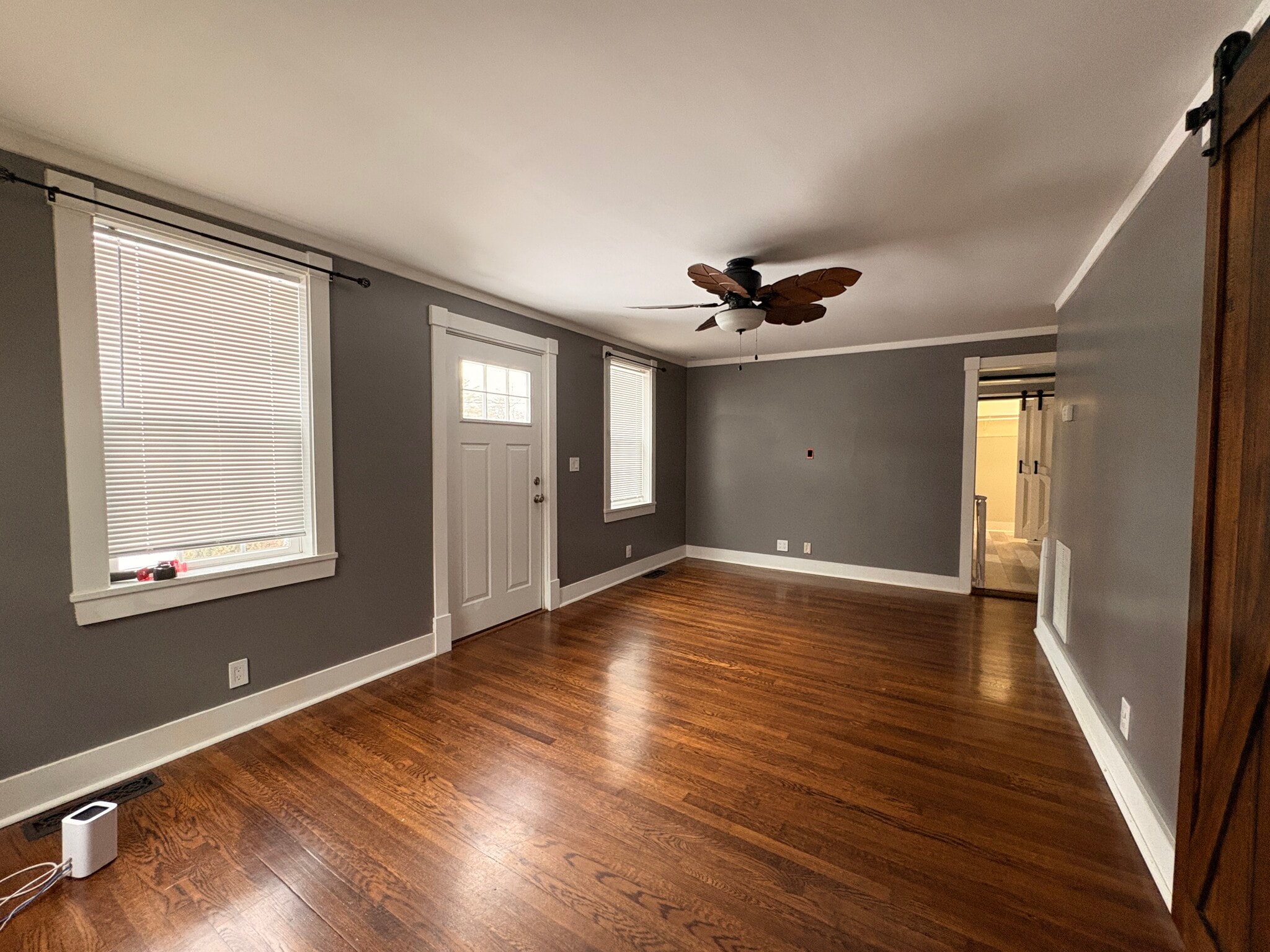 Building Photo - 104 Cottage Rd