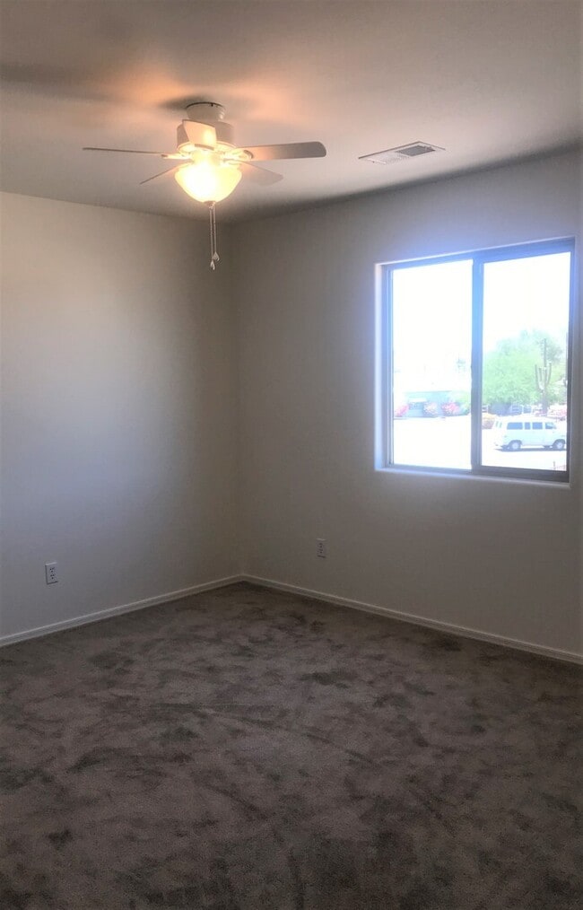 Building Photo - Brand New Home in Gated Community!