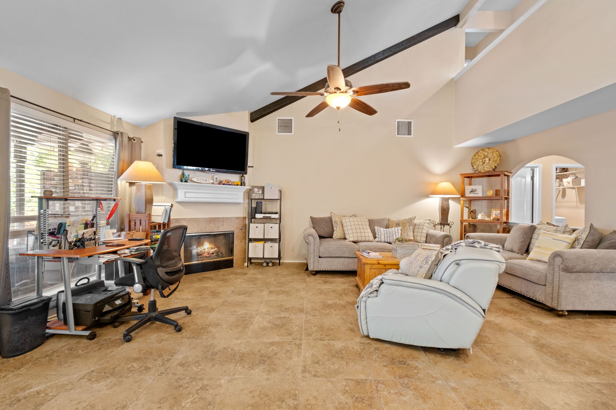 Building Photo - 12211 Hart Crest