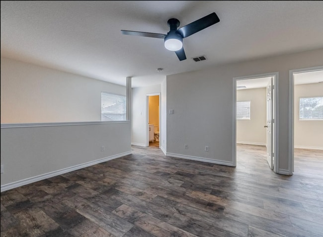 Building Photo - 8314 Deer Creek Run
