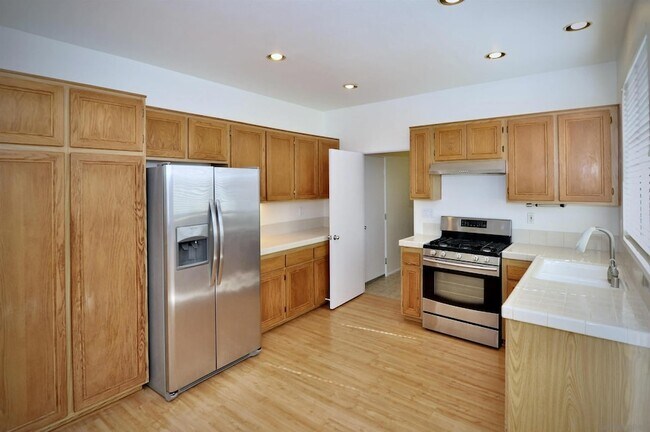 Building Photo - 11106 Ivy Hill Dr