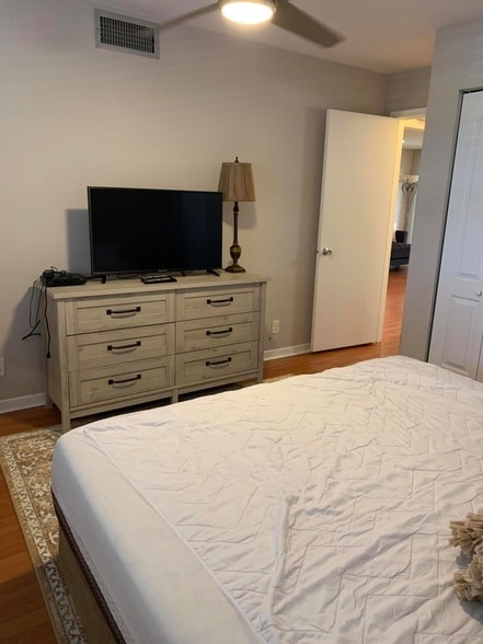 Building Photo - 4120 Tivoli Ct